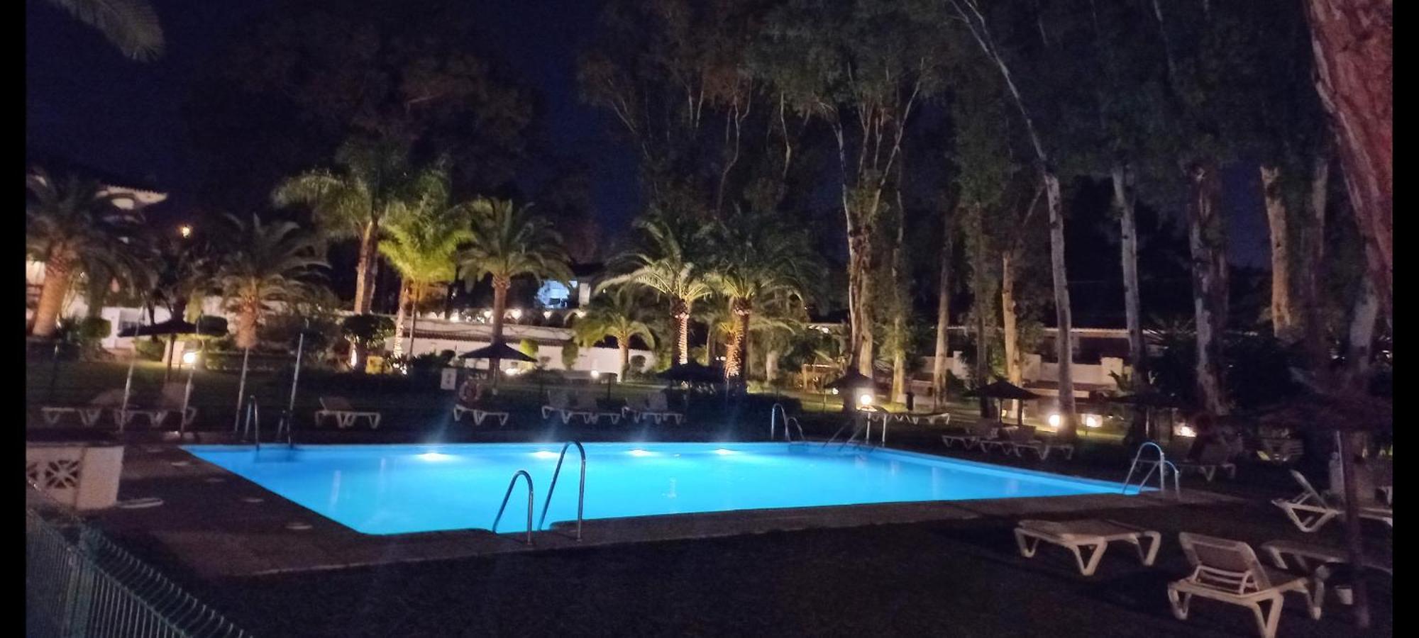 Suite Puerto Banus Con Piscina มาร์เบยา ภายนอก รูปภาพ